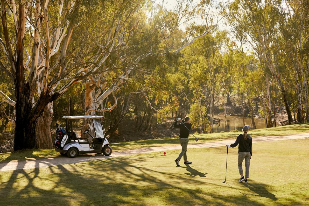 Racv Cobram Resort Экстерьер фото